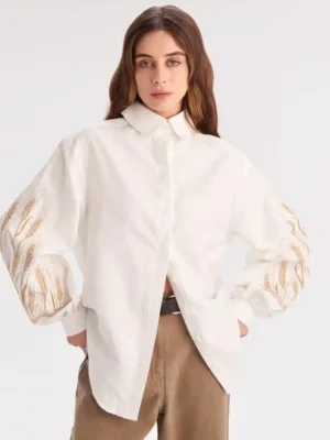 Handmade Embroidered Blouse of Cotton Yarn